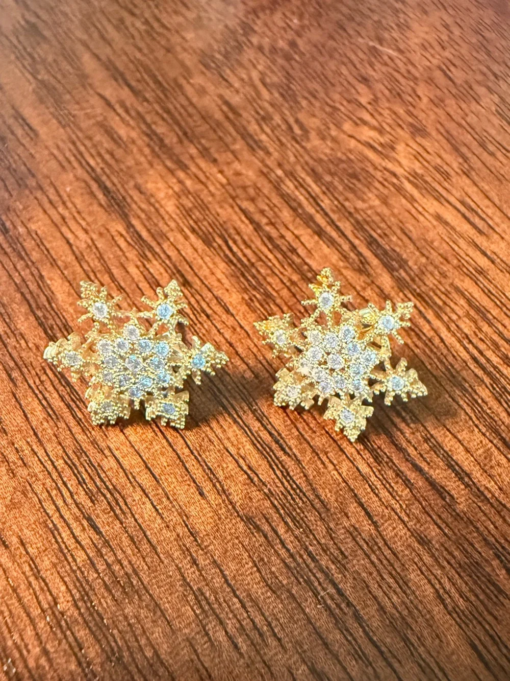 Gold Snowflake Crystal Stud Earrings - Elegant Women's Jewelry